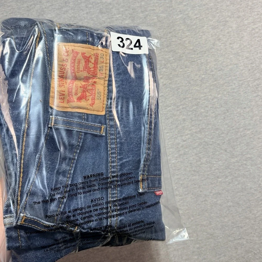 Levis 505 Jeans Men's 38x30 Regular Straight Blue Denim Wash Jeans Cotton Casual